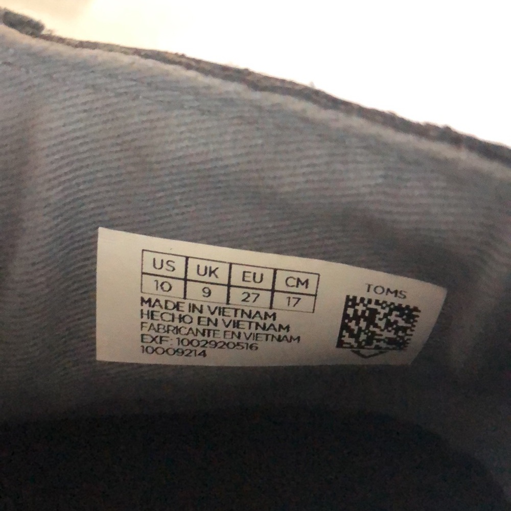 TOMS TODDLERS LEATHER CHUKKA BOOTS - Picture 8 of 8
